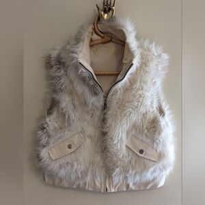 Adorable Yeti Vest sz Small